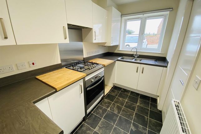 9, Heather Drive, Pontefract photo 4