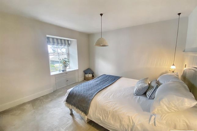 Town house for sale in The Strand, Topsham, Exeter