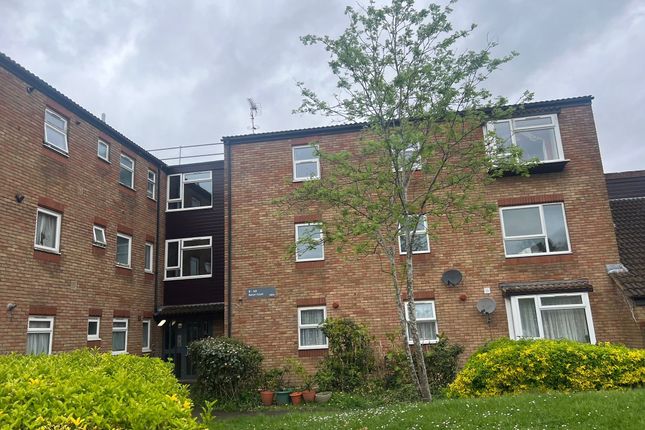 Flat to rent in Baron Court, Ingleside Drive, Stevenage