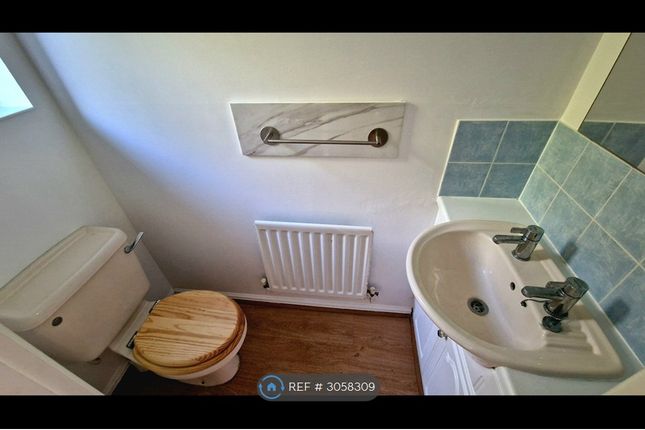 Swindon photo 3
