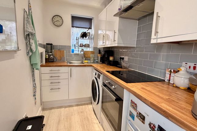 22, Woodpecker Way, Northampton photo 2