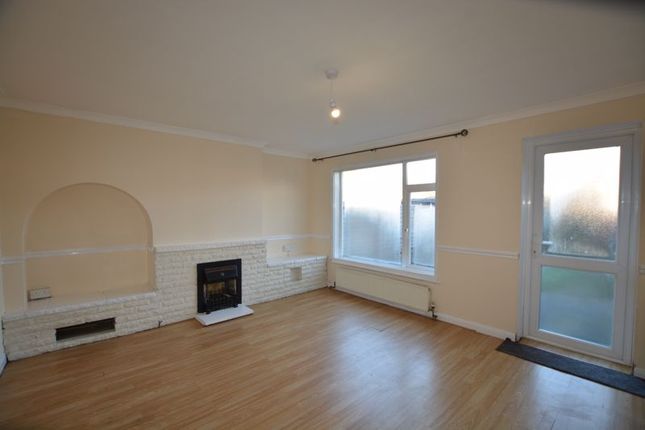 (LettsPay) 8, Aintree Close, Slough photo 5