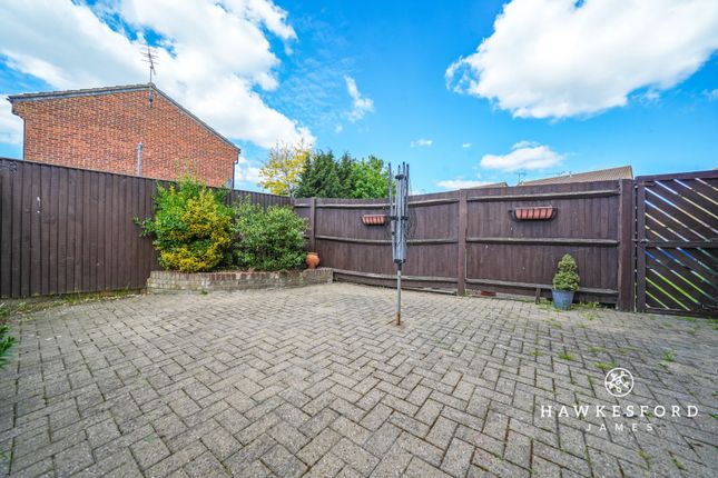 38 Merleburgh Drive, Sittingbourne photo 4