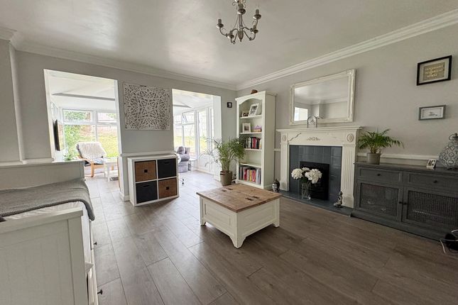 32, Sturley Close, Kenilworth photo 2