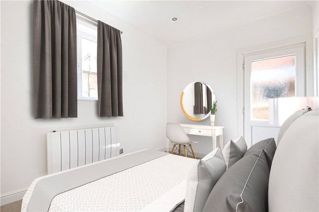 Flat for sale in York Road, Guildford, Surrey