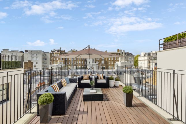 Flat for sale in Eaton Place, Belgravia