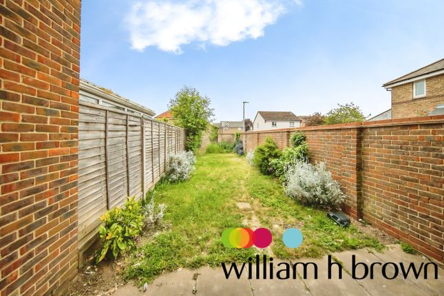31, Hallcroft Chase, COLCHESTER photo 5