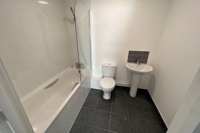 50 The Balbirs, Portswood Road, Southampton photo 5