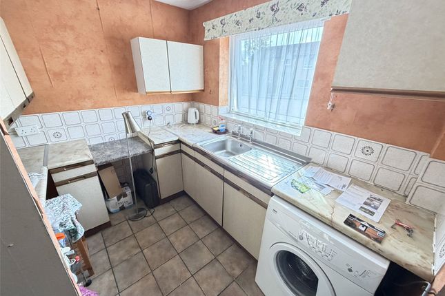 32, Dinchope Drive, Telford photo 2