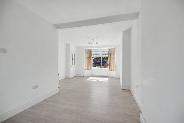Victor Crescent, Nottingham photo 2