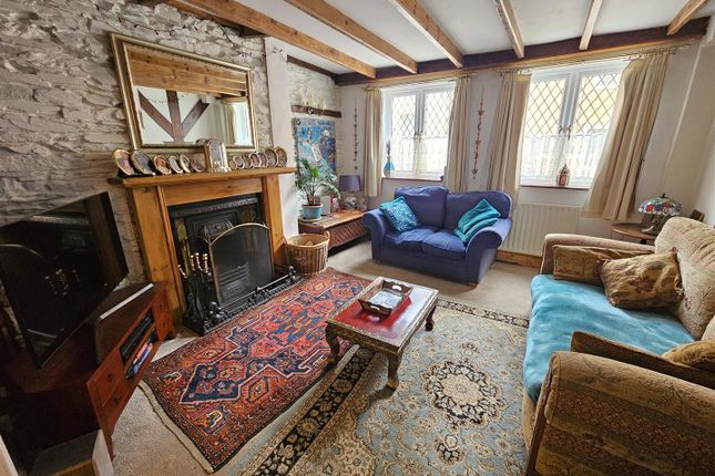 37, Fore Street, Yelverton photo 2