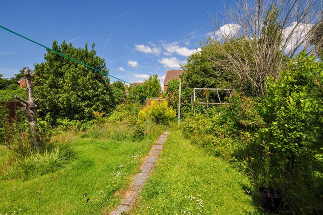 Detached bungalow for sale in Penllwynrhodyn Road, Llwynhendy, Llanelli