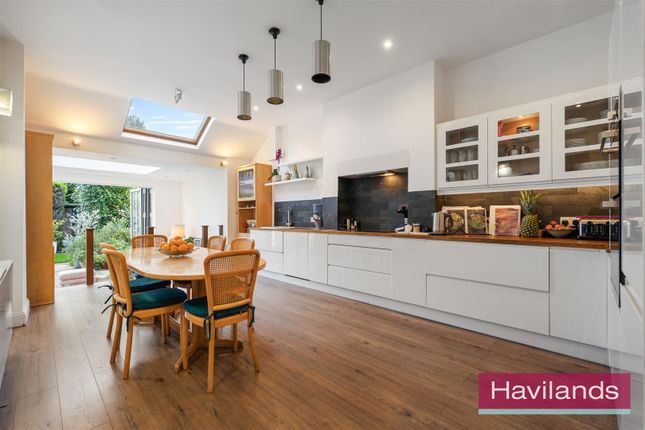 23a, Station Road, Winchmore Hill photo 2