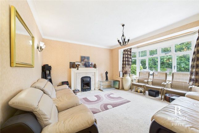 18 The Park, Carshalton photo 3