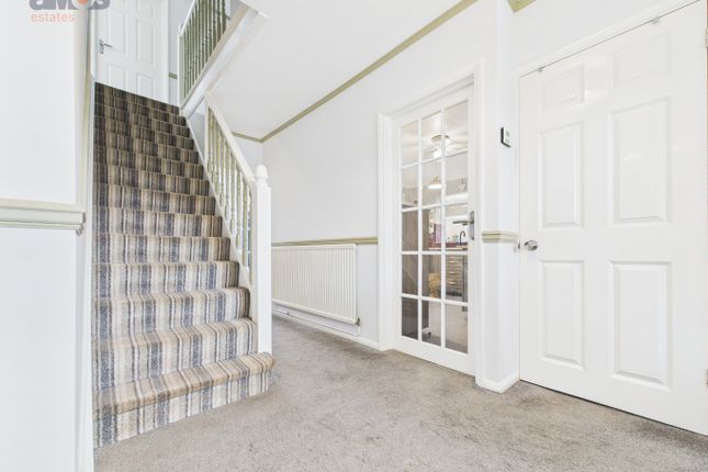 42, Western Road, Benfleet photo 4