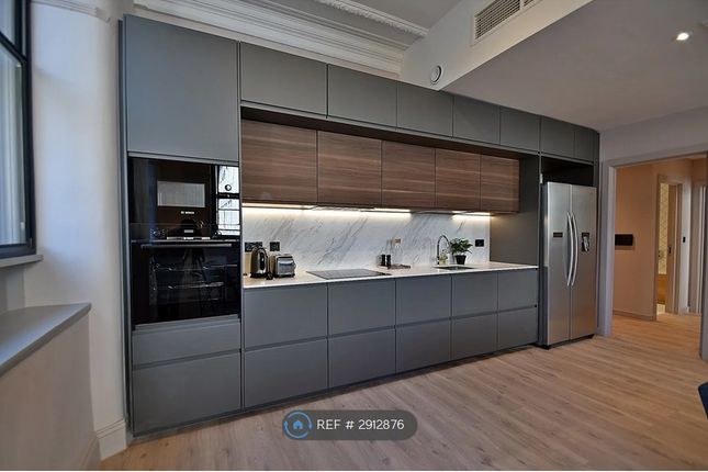 Flat, Charlotte St, Manchester photo 4