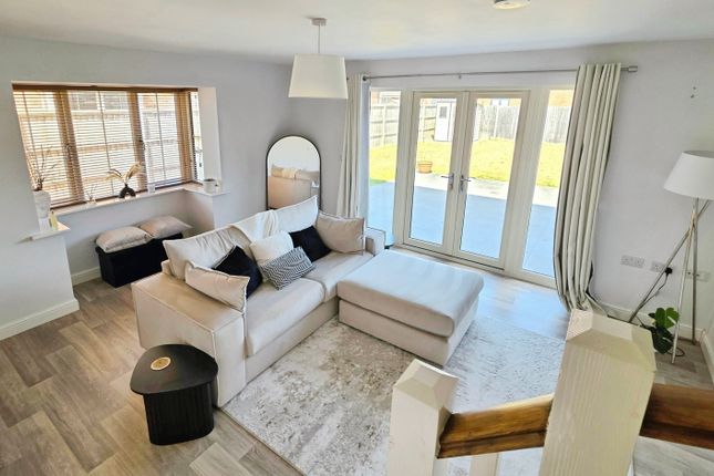 29, Coteland Road, Ruskington photo 2