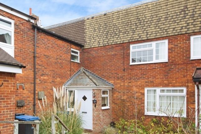 141, Woodcroft, Harlow photo 3