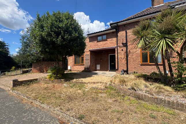 6 Bedroom Detached