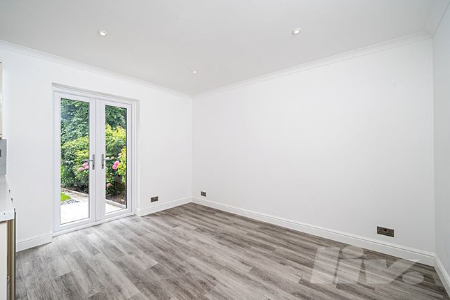 Terraced house to rent in Belsize Grove, Belsize Park