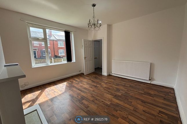 Kingfisher Drive, Bury photo 4