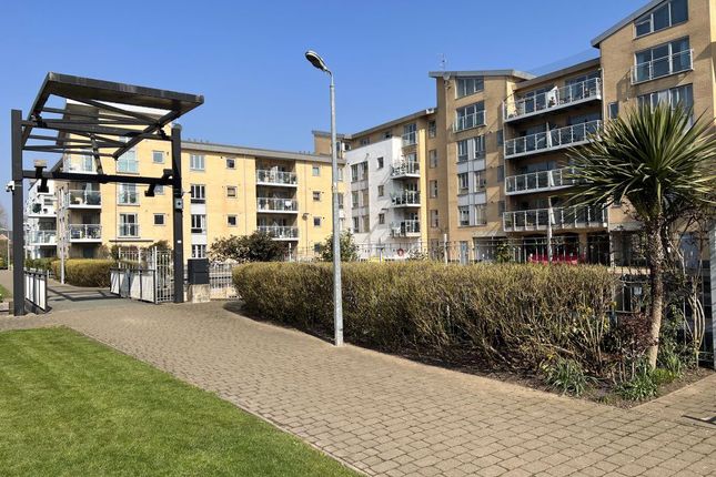 Thumbnail Property to rent in Lockside Marina, Chelmsford