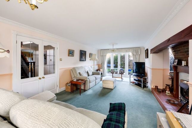 3, Parrys Grove, Bristol photo 3