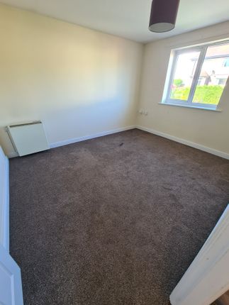 107 - Flat 1 Atkinson Court, Baden Powell Road, Chesterfield photo 3