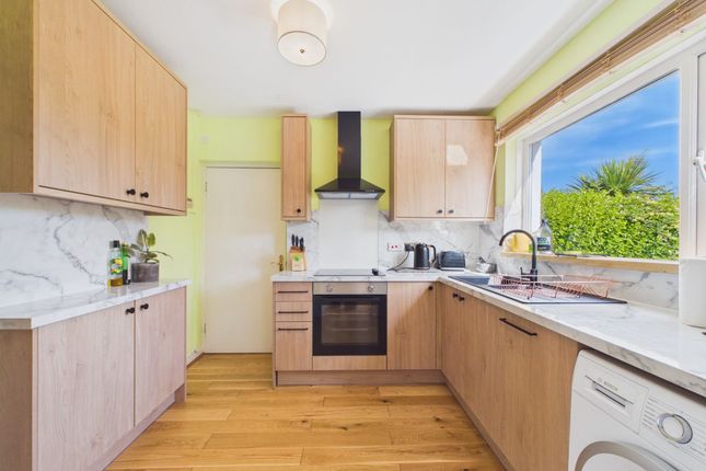 12 Wheelers Way, Tenby photo 4