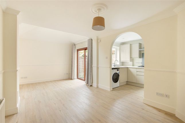 45, Cambridge Place, Cambridgeshire photo 2