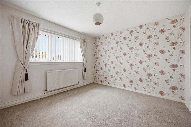 23, Clarinda Court, Glasgow photo 4