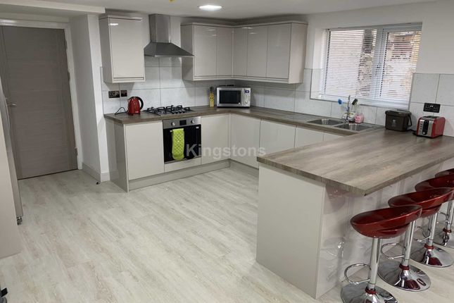 70, Maindy Road, Cardiff photo 4