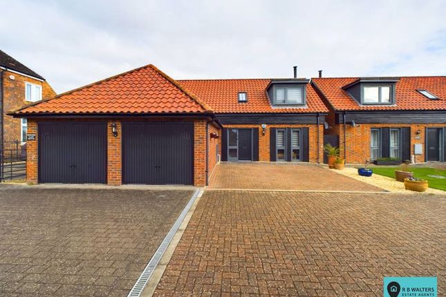 Detached house for sale in Newark, Ladywell Close, Gloucester
