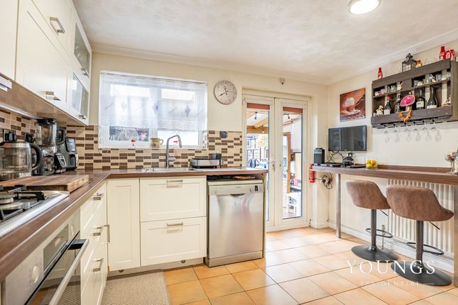 27 Arthur Street, Grays photo 4
