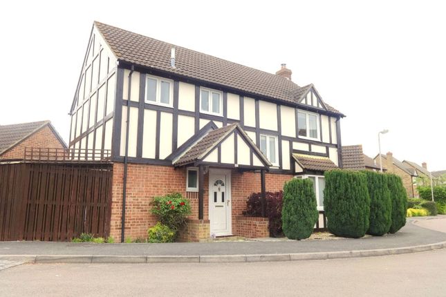Detached house to rent in Hurford Drive, Thatcham RG19