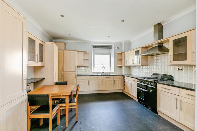2, Clarendon House, Beckspool Road, Bristol photo 4