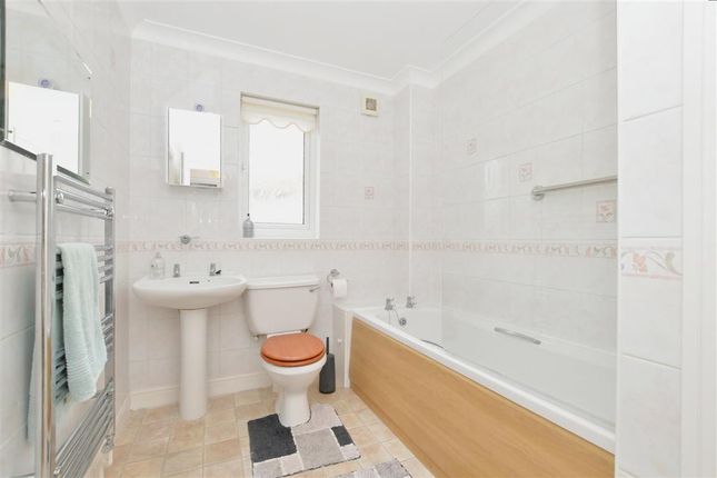 Flat for sale in Northcliff Gardens, Shanklin, Isle Of Wight