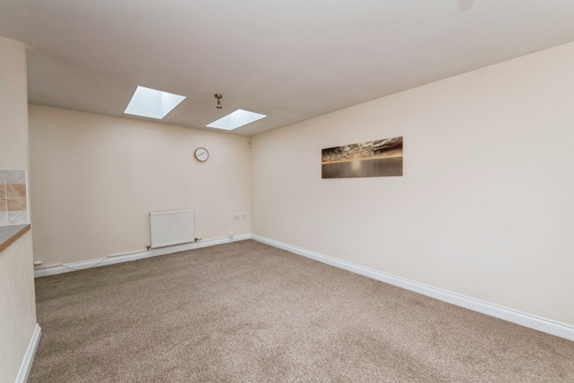 20, Exmouth photo 4