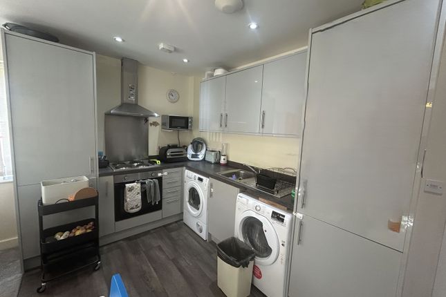 12, Ikon Avenue, Wolverhampton photo 4