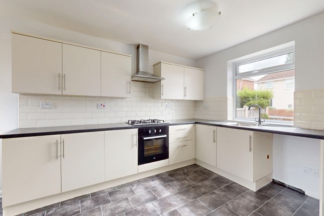 15 Central Avenue, Rotherham photo 2