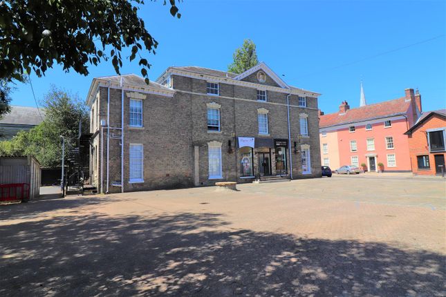 Thumbnail Flat to rent in Flat 3 Victoria House, Market Place, Hadleigh, Suffolk