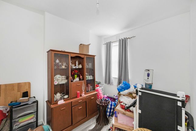 6, Parish Lane, London photo 4