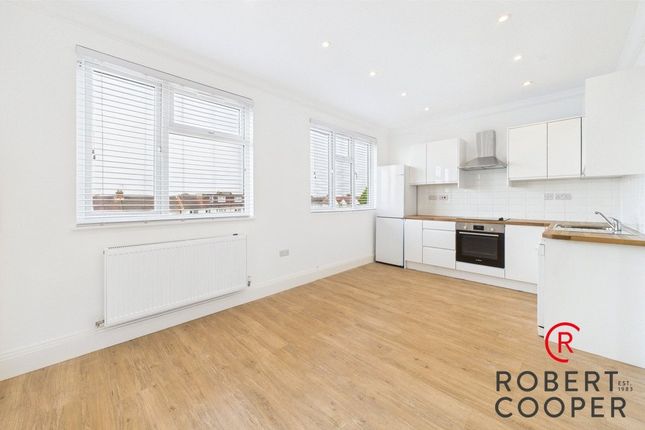 Flat 2, 246, Victoria Road, Ruislip photo 4