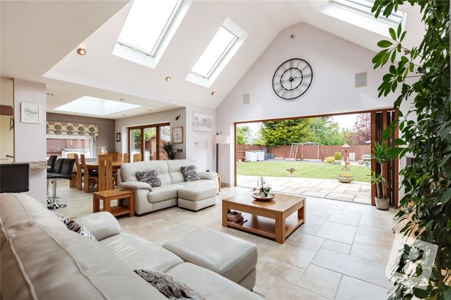 Bungalow for sale in Days Lane, Pilgrims Hatch, Brentwood, Essex