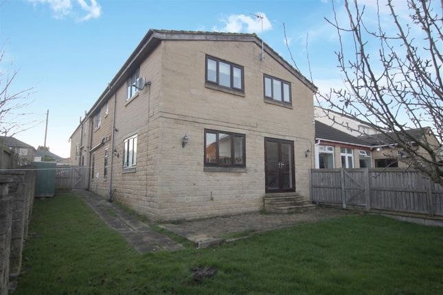 Thumbnail Terraced house to rent in Moor View 2A Timble Drive, Eldwick, Bingley