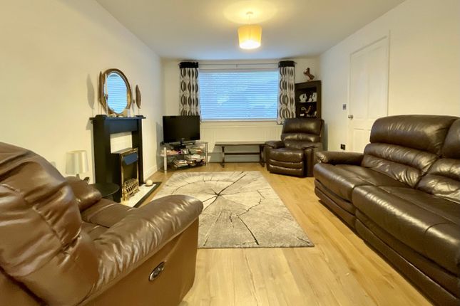 9, Wheatsheaf Court, Caldicot photo 5