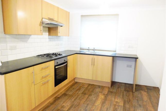 Thumbnail Property to rent in Foxglove Road, South Ockendon