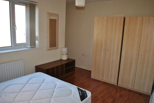37, Victoria Court, Whitefield photo 5
