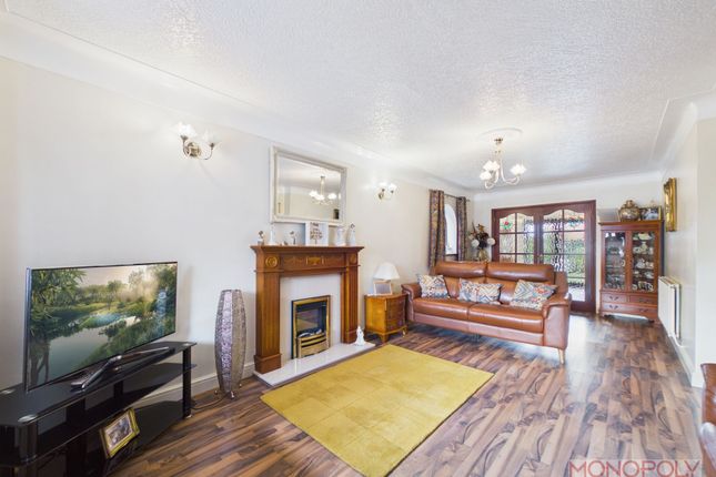 17 Turner Close, Wrexham photo 3