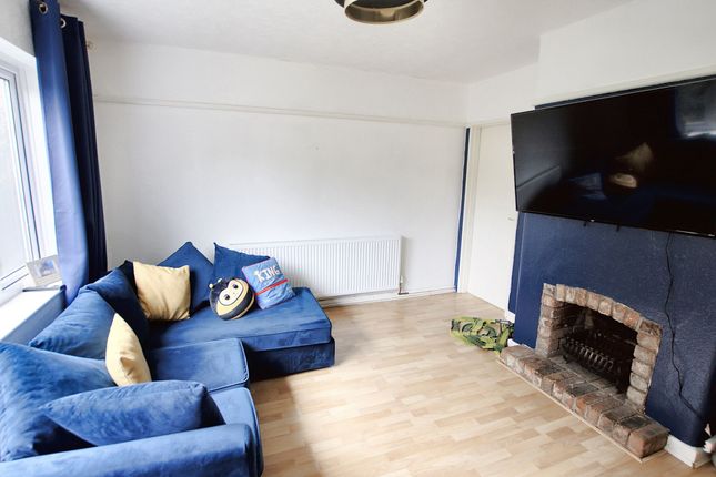 6 Farm Lane, Warrington photo 4